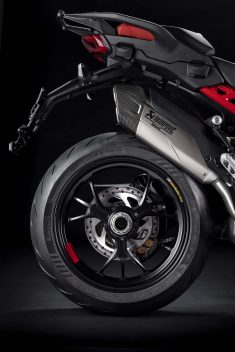 2022-Ducati-Multistrada-V4-Pikes-Peak-hi-res-44